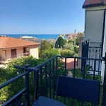 ベッド・アンド・ブレックファスト Holidays