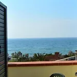 Holidays 4*