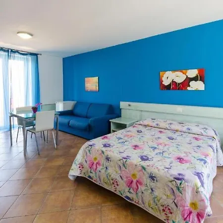 Bed & Breakfast Holidays 4*