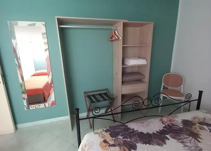 Holidays Panzió Cefalù